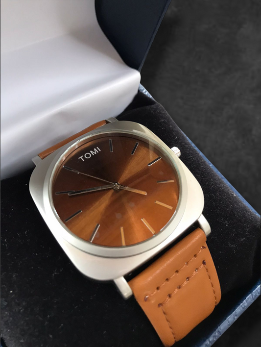TOMI WRIST WATCH