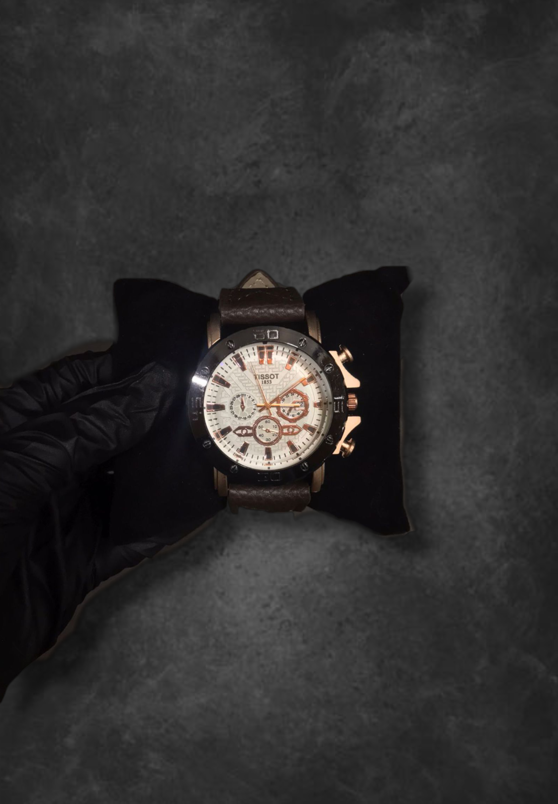TISSOT WRIST WATCH